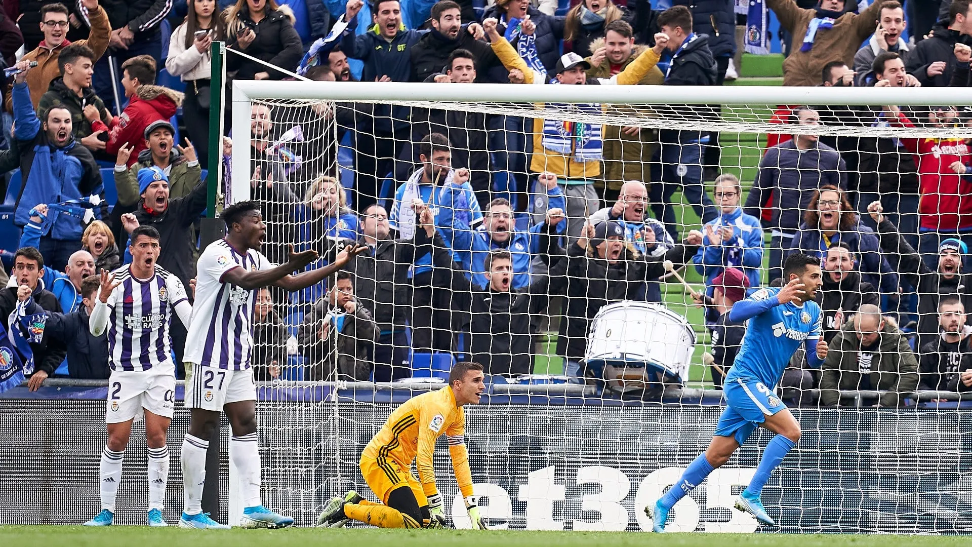 Getafe venceu o Valladolid e j&aacute; faz outra &oacute;tima campanha, entre os quatro primeiros da Espanha