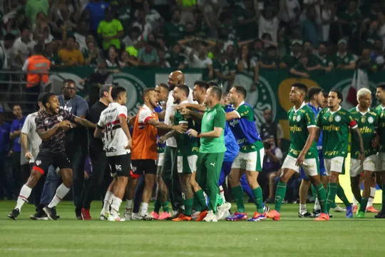 Palmeiras x SPFC: Por confus&atilde;o, atletas, auxiliar de Abel e at&eacute; gandulas s&atilde;o punidos