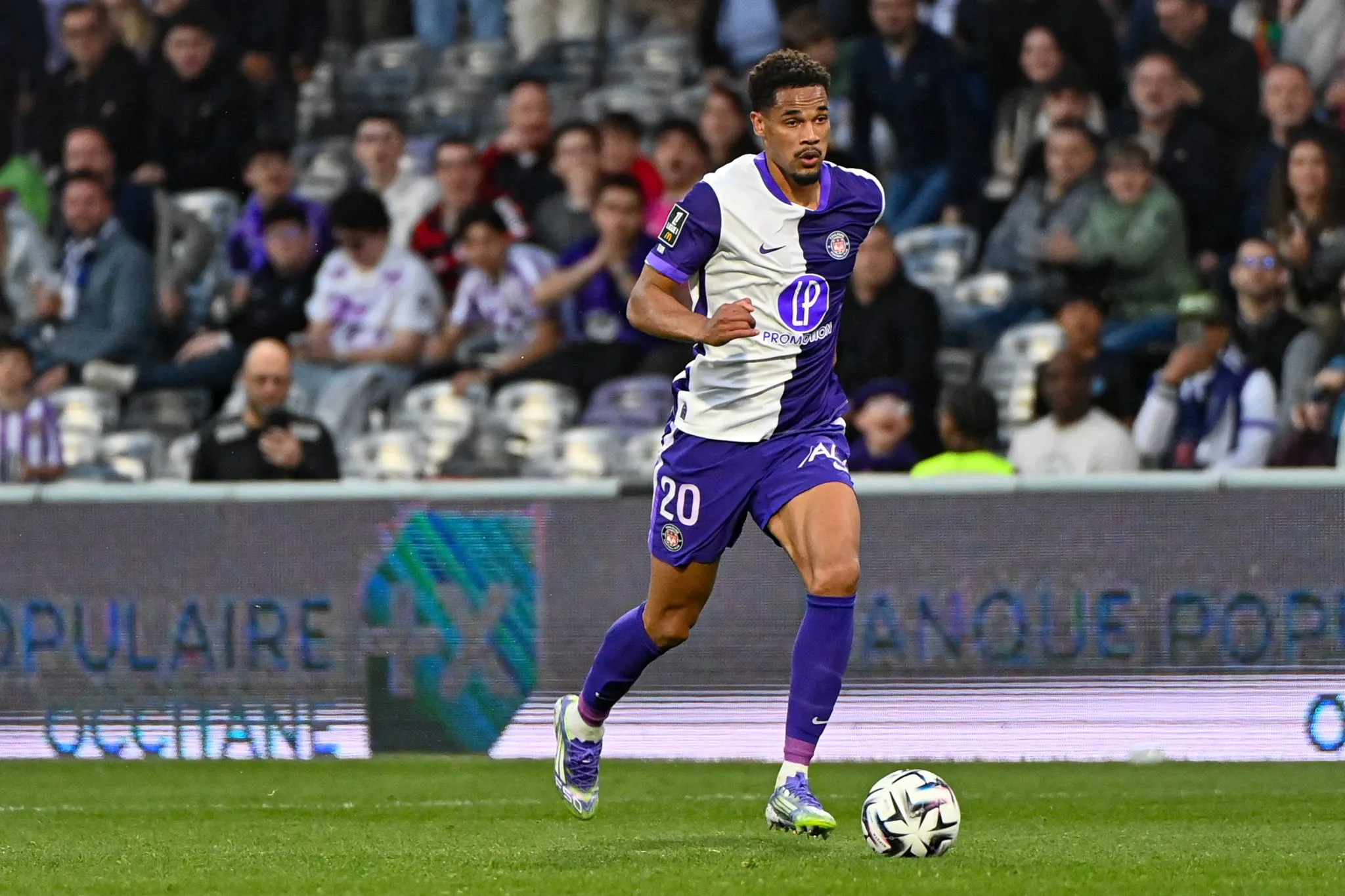 Emersonn em atua&ccedil;&atilde;o pelo Toulouse (Foto: FEP/Icon Sport)