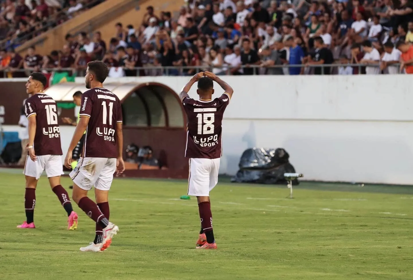 J&aacute; classificado, S&atilde;o Paulo sofre dois gols em dez minutos e perde para a Ferrovi&aacute;ria na Copinha