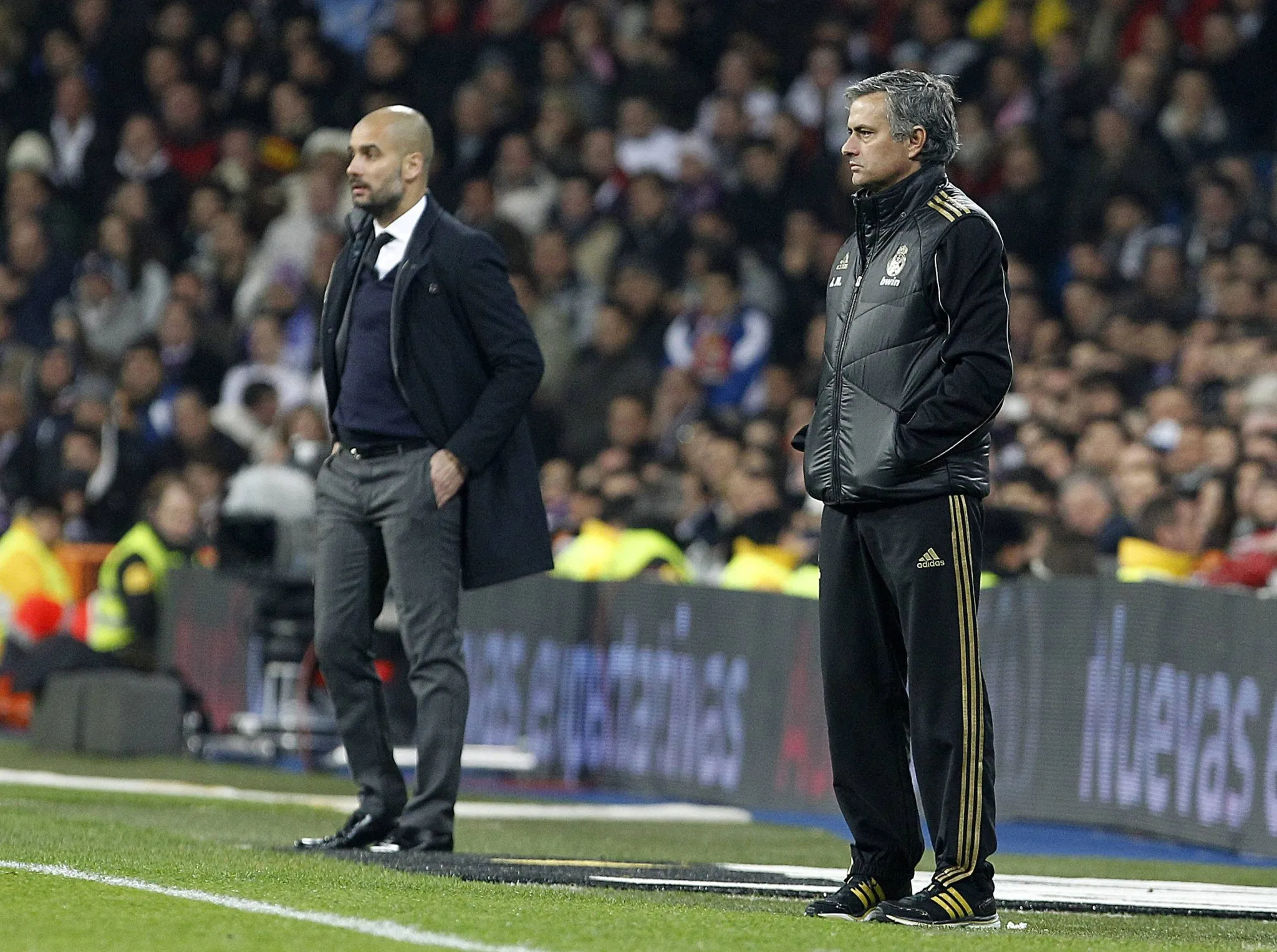 Pep Guardiola e José Mourinho em Barcelona x Real Madrid, em janeiro de 2012 (Foto: Imago/Alterphotos)