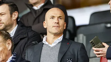 Por que CEO do Ajax foi suspenso com s&oacute; duas semanas de trabalho?