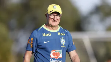 Dorival revela torcida e responde se Vini Jr deve ganhar Bola de Ouro