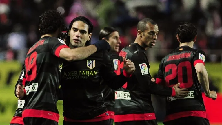 Madri em festa! Atl&eacute;tico far&aacute; a final da Copa contra o Real