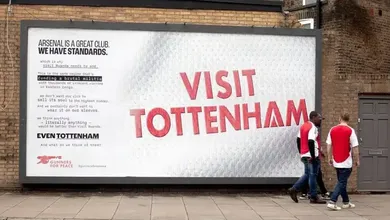 &lsquo;Visite o Tottenham&rsquo;: O que est&aacute; por tr&aacute;s do protesto da torcida do Arsenal exaltando o arquirrival