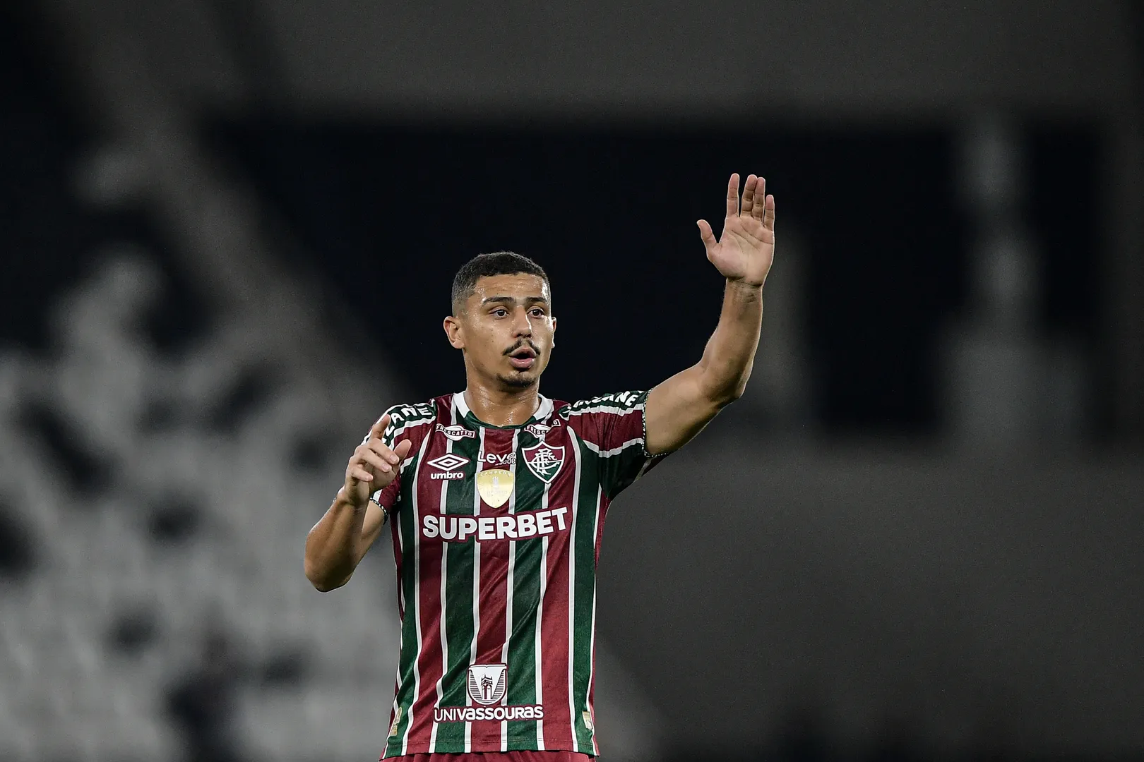 Andr&eacute; foi negociado pelo Fluminense com o Wolverhampton (foto: Iconsport)