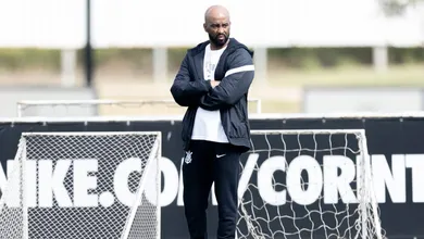 Ap&oacute;s per&iacute;odo &lsquo;encurralado&rsquo;, Fabinho Soldado come&ccedil;a a mostrar servi&ccedil;o no Corinthians