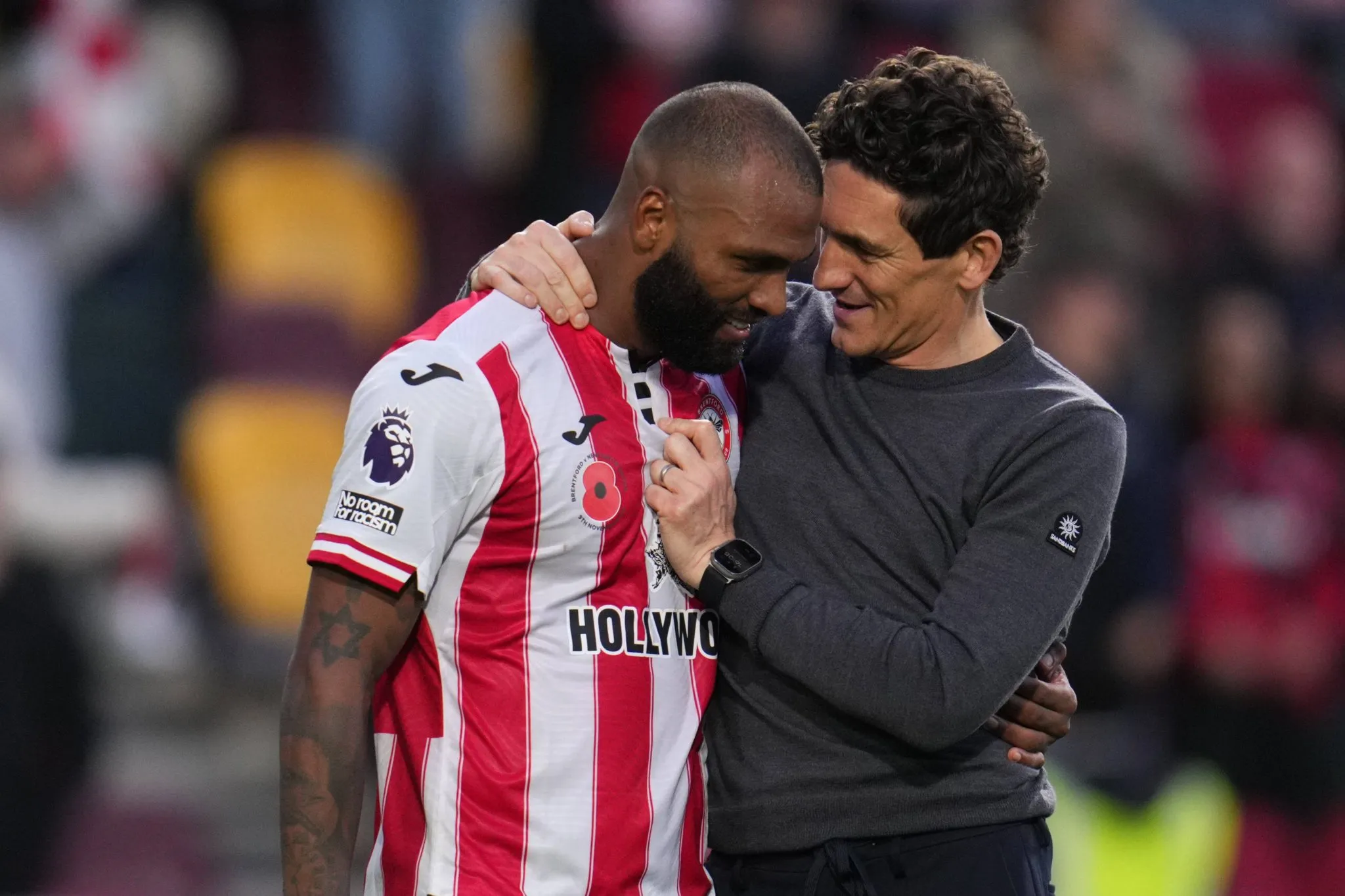No radar da Sele&ccedil;&atilde;o, brasileiro conduz remontada em Brentford x Newcastle e cola em Haaland
