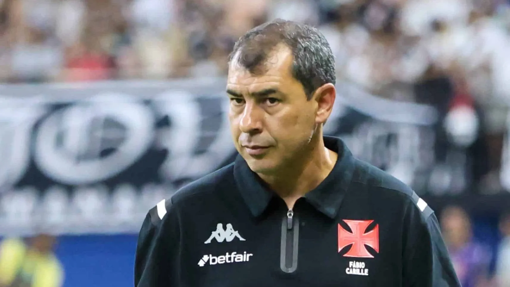 Estreia dos titulares do Vasco n&atilde;o empolga, mas j&aacute; mostra cara de Carille