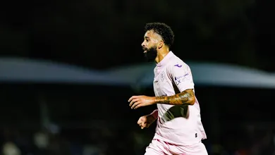 &lsquo;Estilo Diego Costa&rsquo;: Refor&ccedil;o luso-brasileiro &eacute; a esperan&ccedil;a do West Ham na Premier League