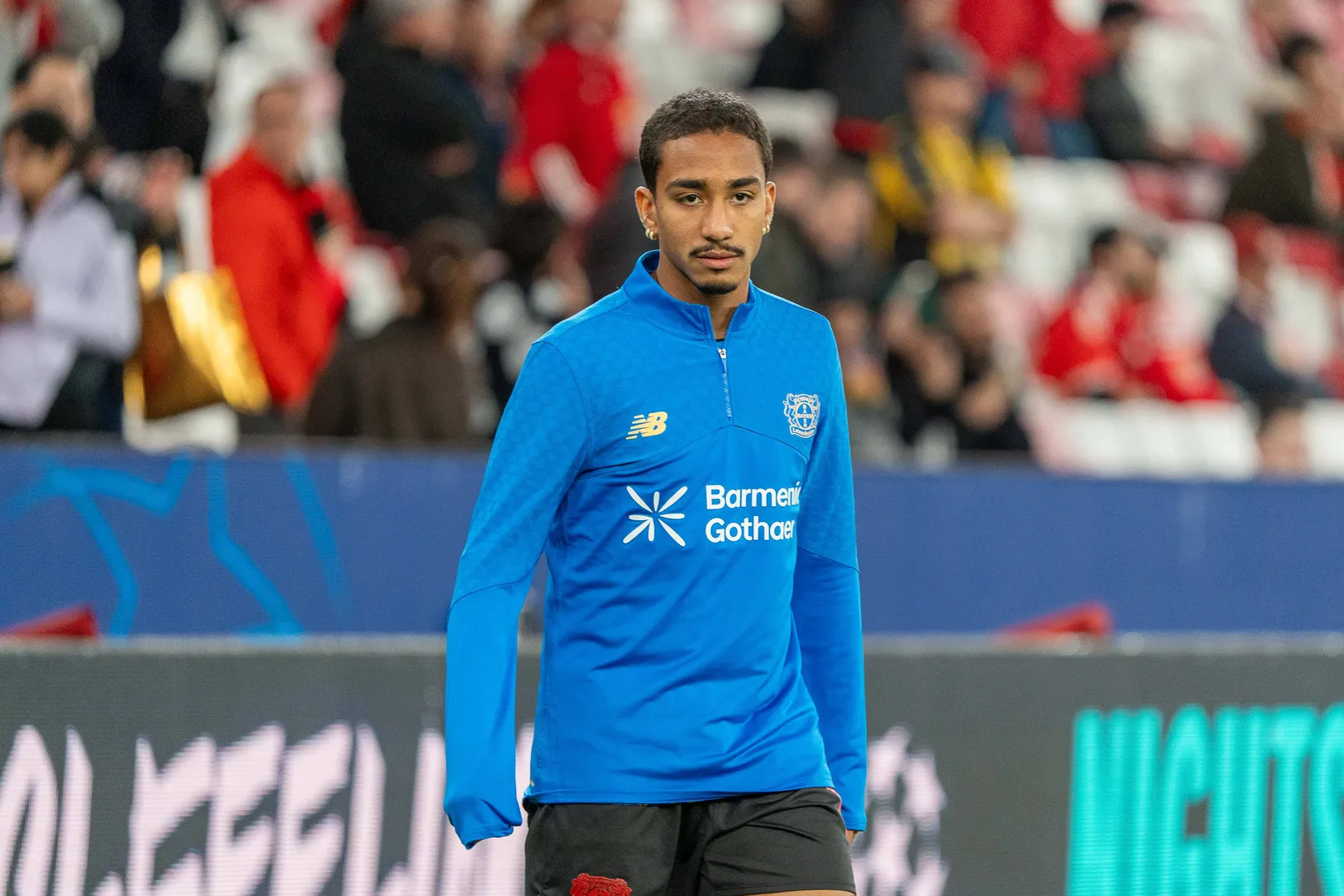 Arthur, lateral-direito do Bayer Leverkusen 