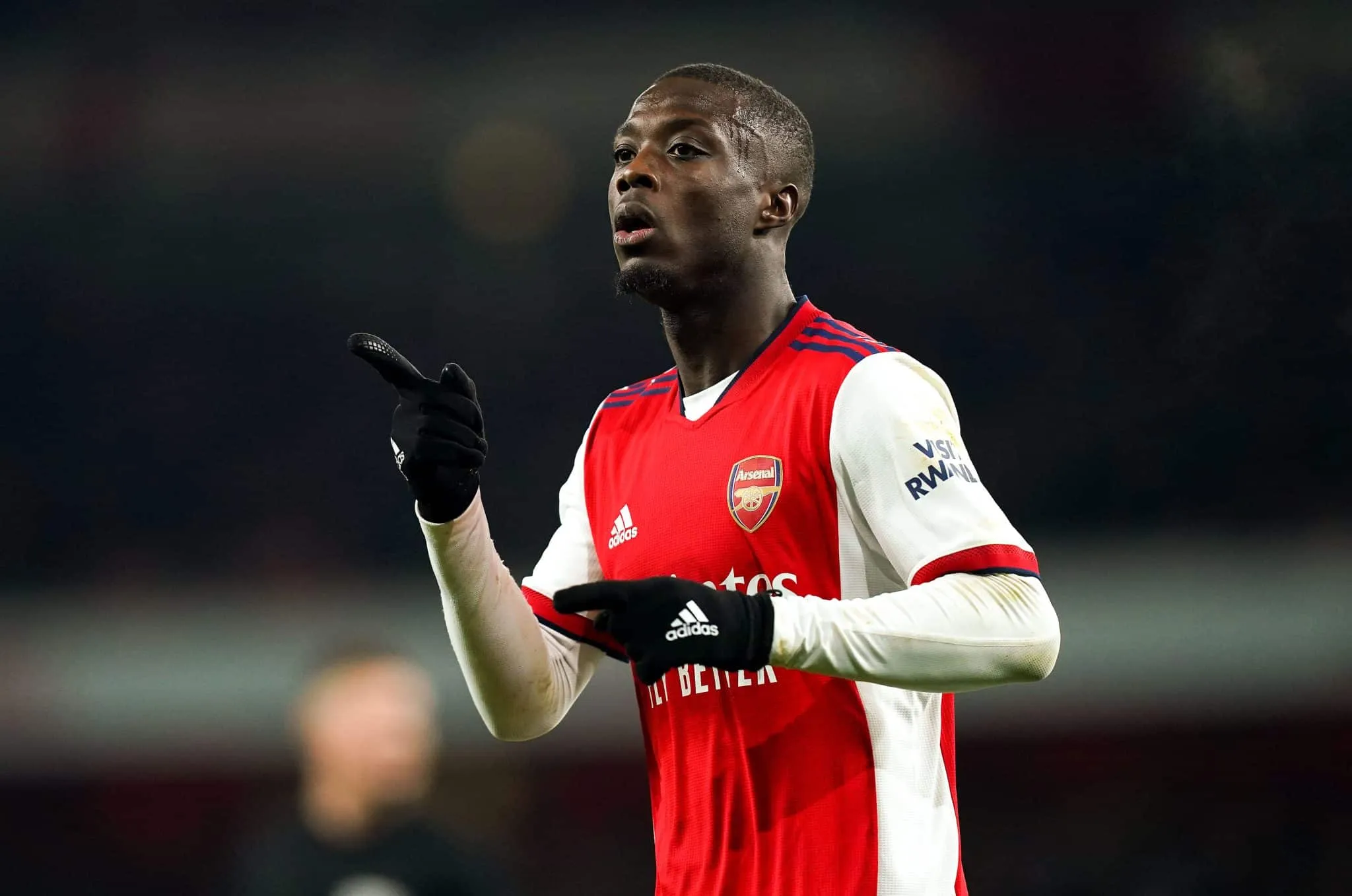 Chegou a hora de P&eacute;p&eacute; superar trauma com o Arsenal para realizar sonho de inf&acirc;ncia