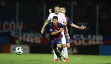 Fernando Ovelar quebra recorde ao estrear pelo Cerro Porte&ntilde;o aos 14 anos