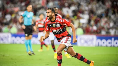 Novela por Thiago Maia ganha novo cap&iacute;tulo, e Flamengo ter&aacute; trabalho para costurar venda