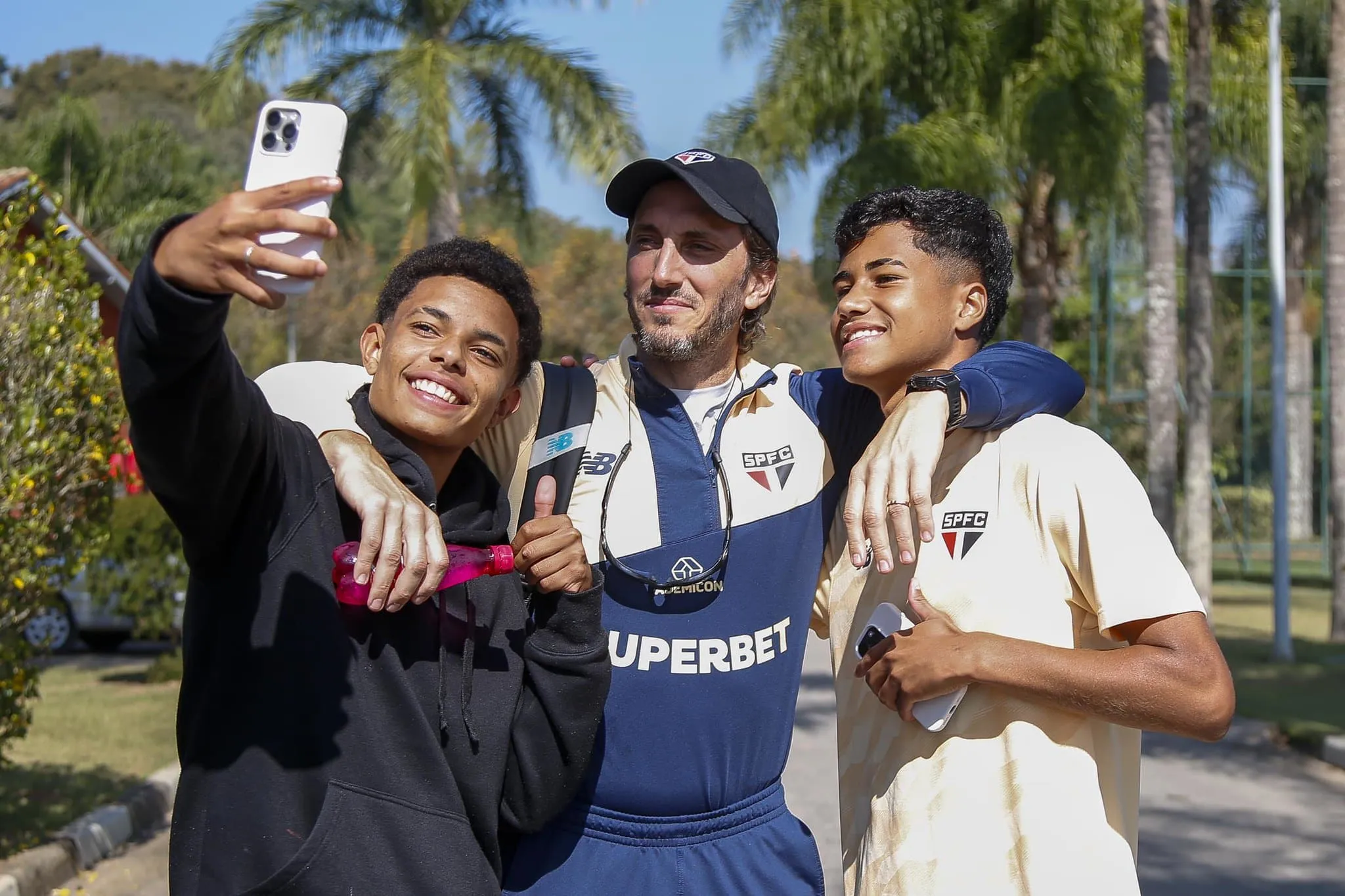 De visita a Cotia a jogo-treino: joias ganham espa&ccedil;o no S&atilde;o Paulo com Zubeld&iacute;a