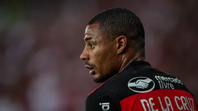 Reavalia&ccedil;&atilde;o afasta apreens&atilde;o do Flamengo com De La Cruz, que tem hist&oacute;rico de les&otilde;es no joelho