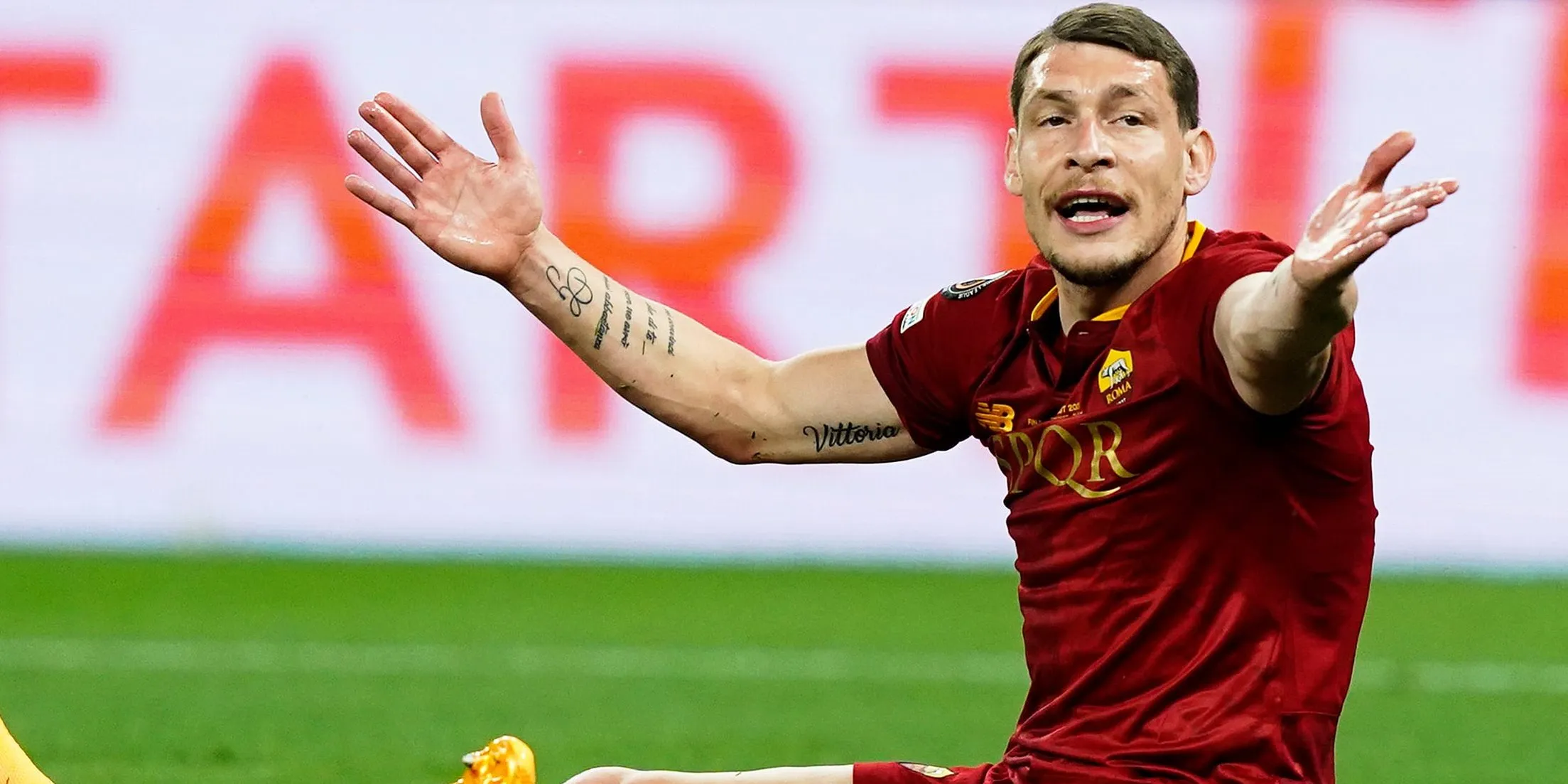 Belotti renova com a Roma at&eacute; 2025 e ganha voto de confian&ccedil;a de Mourinho