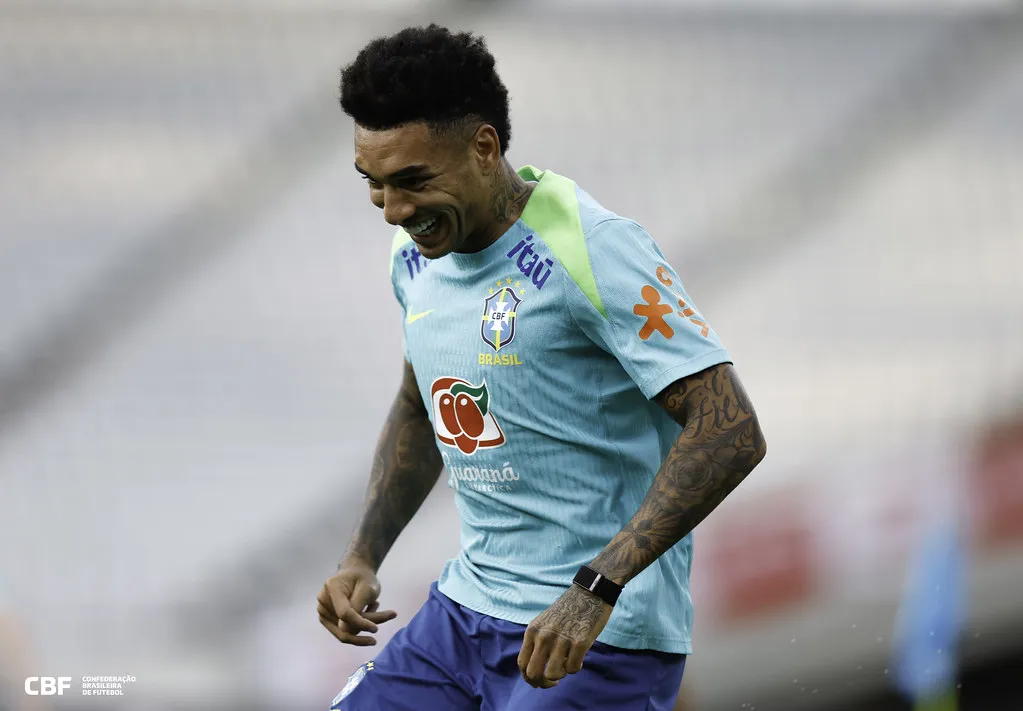 Igor Jesus a servi&ccedil;o da sele&ccedil;&atilde;o brasileira (Foto: @RAFAELRIBEIRORIO/CBF)