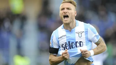 Immobile arranca empate no &uacute;ltimo minuto com um gola&ccedil;o absurdo de calcanhar