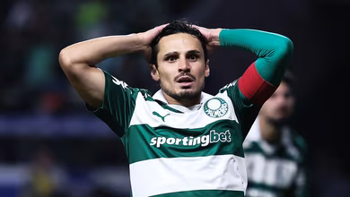 Nem volta de Vitor Roque salva Palmeiras em empate que preocupa n&atilde;o s&oacute; pelo resultado