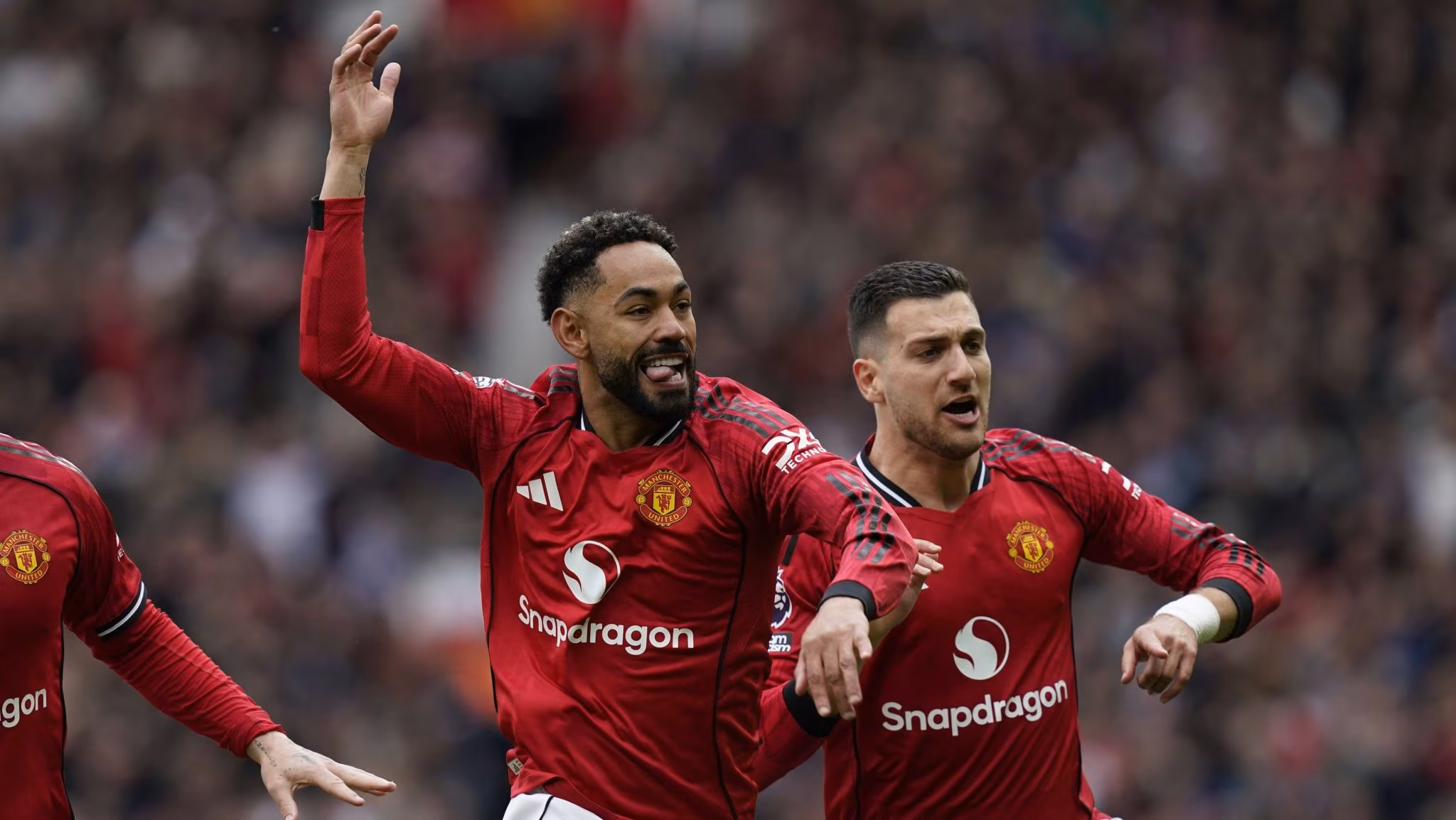Matheus Cunha abriu o placar para o United contra o Liverpool