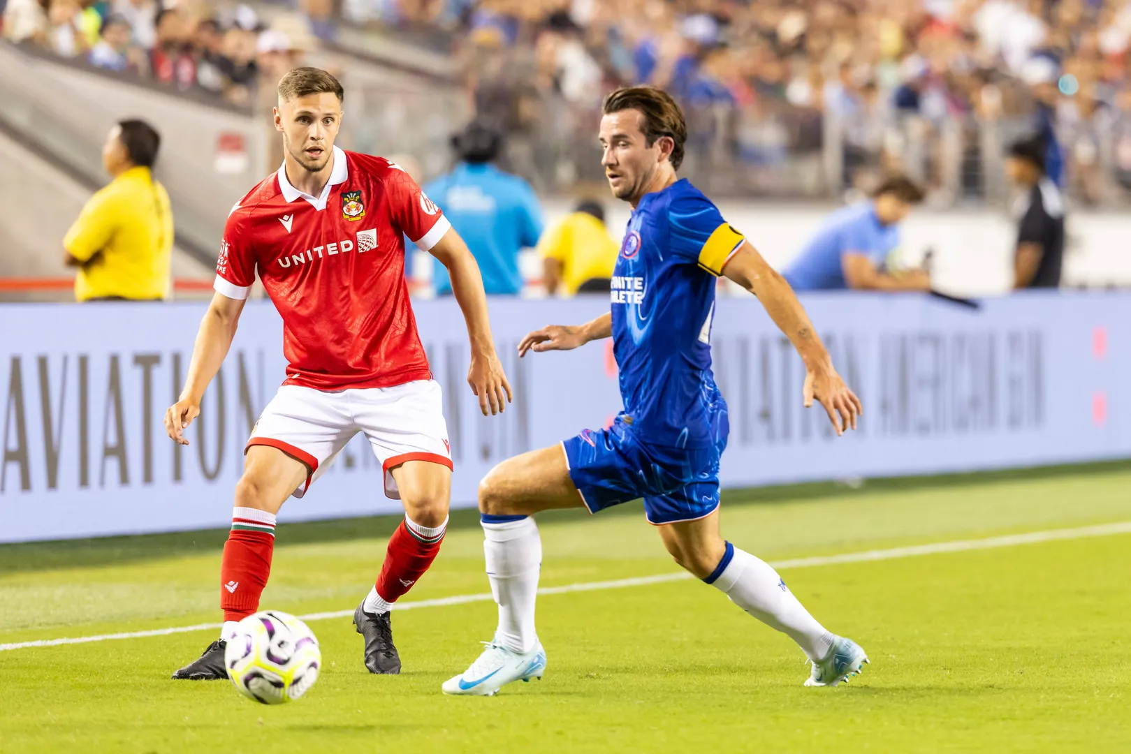 A &uacute;ltima vez que Chilwell entrou em campo com a camisa do Chelsea foi em julho, na pr&eacute;-temporada (Foto: IMAGO / Icon Sportswire)
