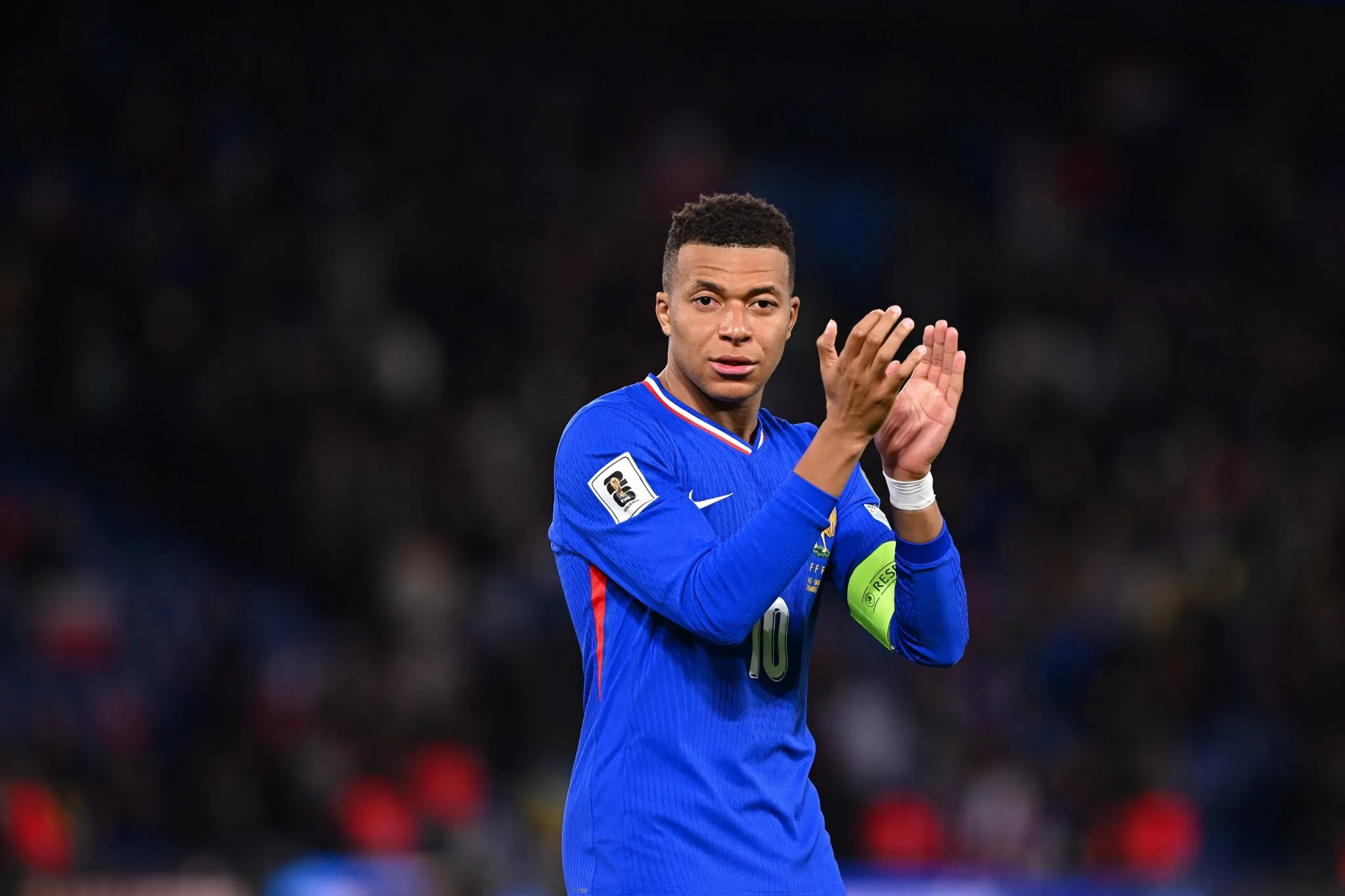 Mais um recorde da Mbapp&eacute; ajuda a confirmar Fran&ccedil;a na Copa do Mundo