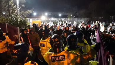 46 presos e alguns feridos: o sangrento confronto entre torcedores do L&eacute;gia Vars&oacute;via e a pol&iacute;cia inglesa