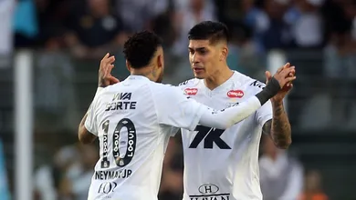 Torcida do Santos elege vil&atilde;o em empate com o Fortaleza no retorno de Neymar