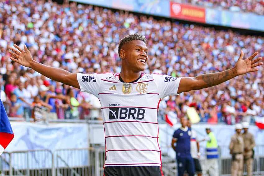 Matheus Fran&ccedil;a: a promessa do Flamengo que &eacute; disputada por clubes ingleses