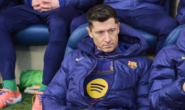 &lsquo;Eles n&atilde;o gostavam desse comportamento&rsquo;: Lewandowski revela choque de gera&ccedil;&otilde;es no Barcelona