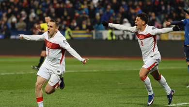 Melhor em campo, Yildiz assume protagonismo e devolve Turquia &agrave; Copa do Mundo