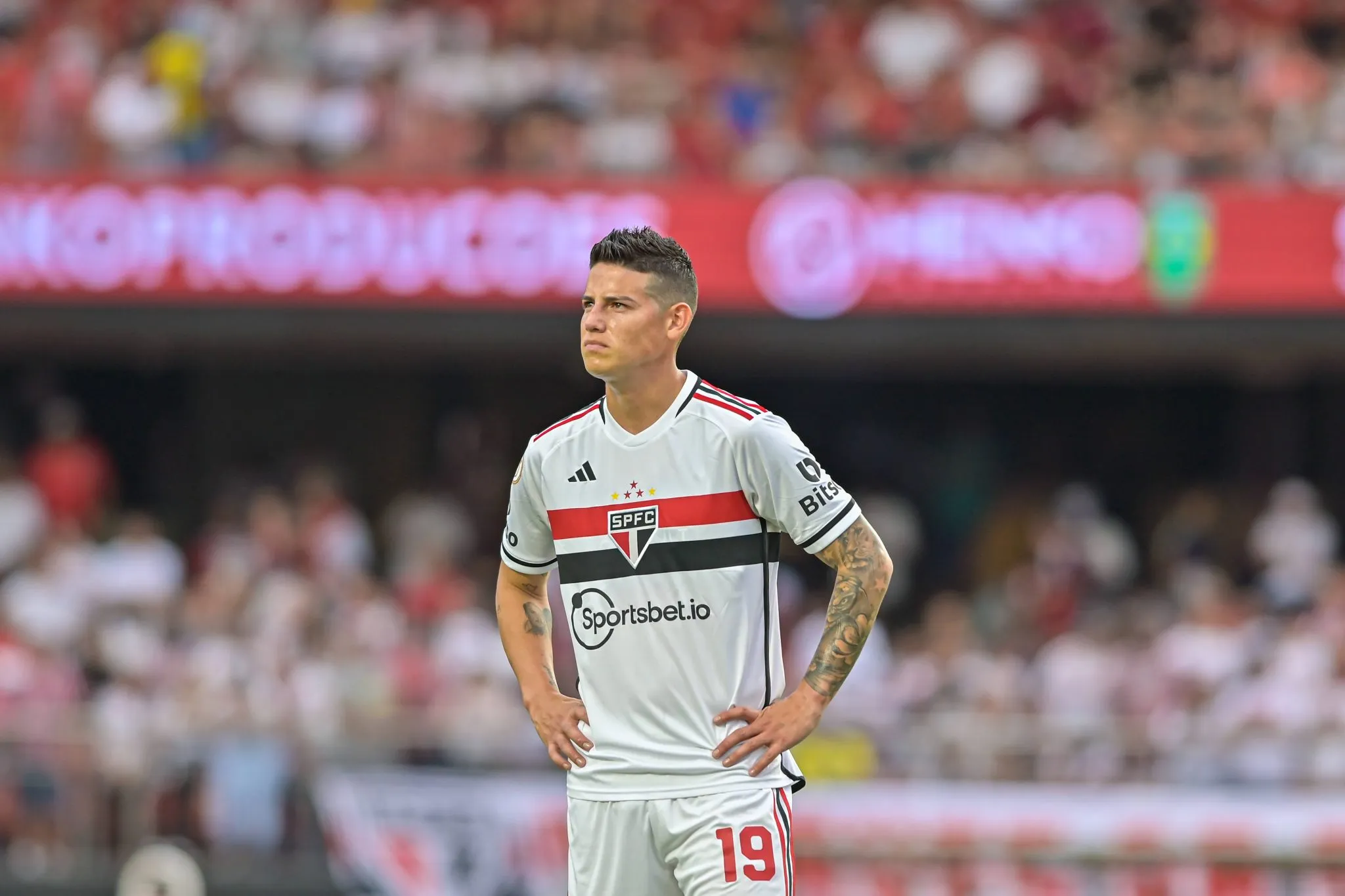 James Rodr&iacute;guez em atua&ccedil;&atilde;o pelo S&atilde;o Paulo (Foto: IMAGO / Fotoarena)