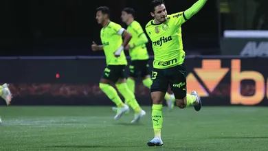 Como Palmeiras &lsquo;voltou a ter&rsquo; Raphael Veiga na reta final da disputa pelo bicampeonato