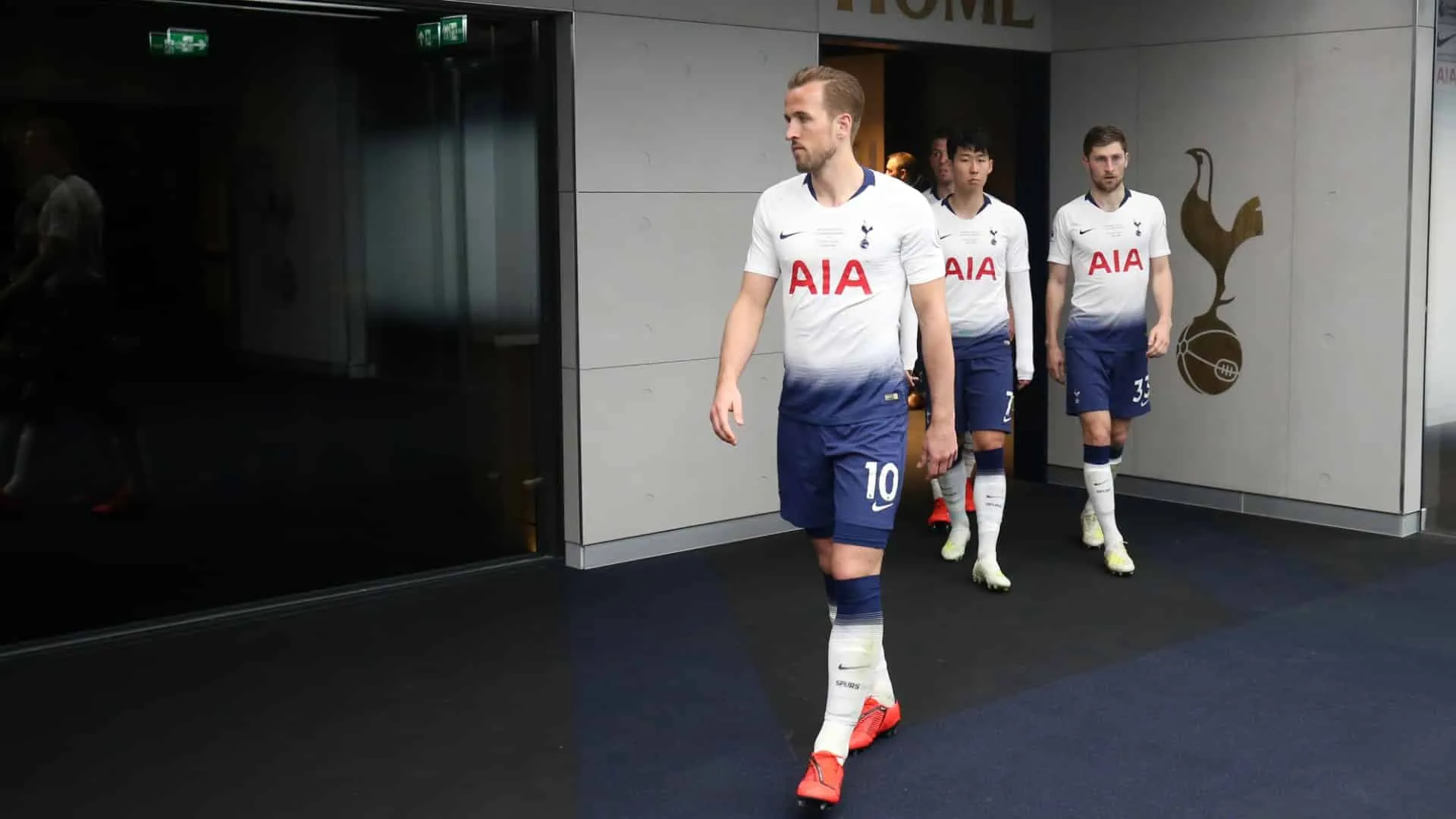 Kane: &ldquo;N&atilde;o h&aacute; desculpas. Estamos aqui, em casa, e se jogarmos assim, estaremos bem&rdquo;
