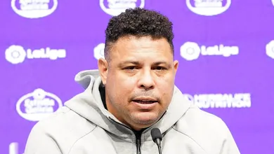 &lsquo;Desejo a voc&ecirc; todo o mal&rsquo;: Torcida do Valladolid reage &agrave; sa&iacute;da de Ronaldo Fen&ocirc;meno do clube