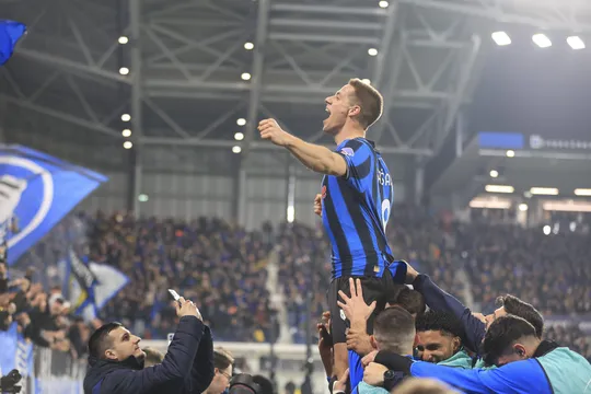 Destemida Atalanta elimina Dortmund da Champions em jogo com ares da era Gasperini