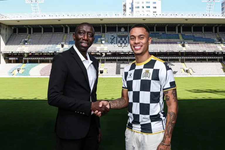 Boavista apresentou Bruninho em junho, mas meio-campista rescindiu o contrato dois meses depois. Foto: Reprodu&ccedil;&atilde;o Boavista FC/ Site Oficial