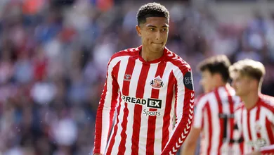 Bellingham toma decis&atilde;o sobre interesses de Arsenal e Manchester United