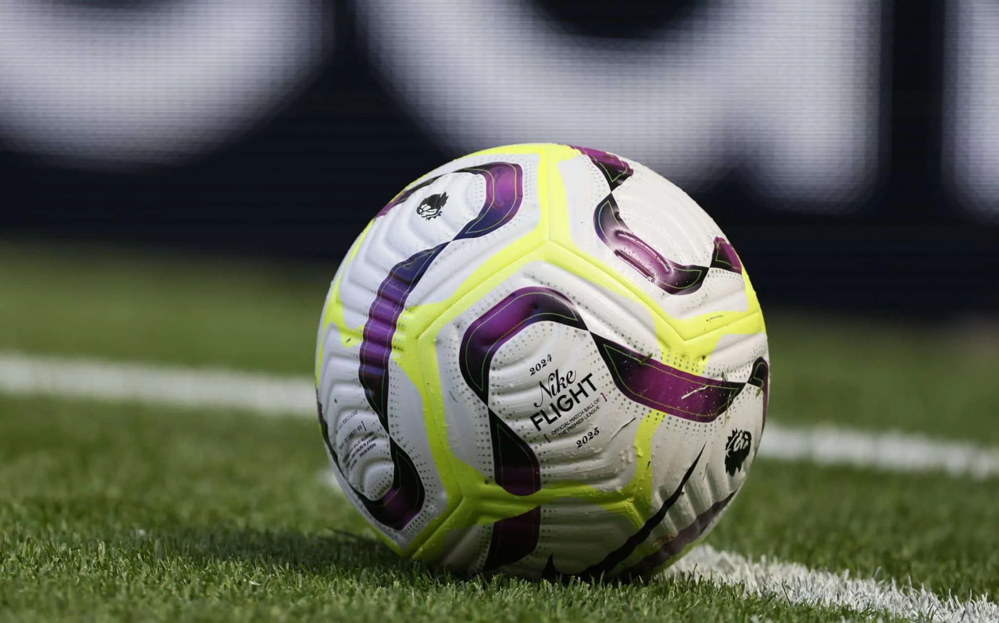 &Aacute;rbitros da Premier League ter&atilde;o que revelar para quais times torcem; entenda medida