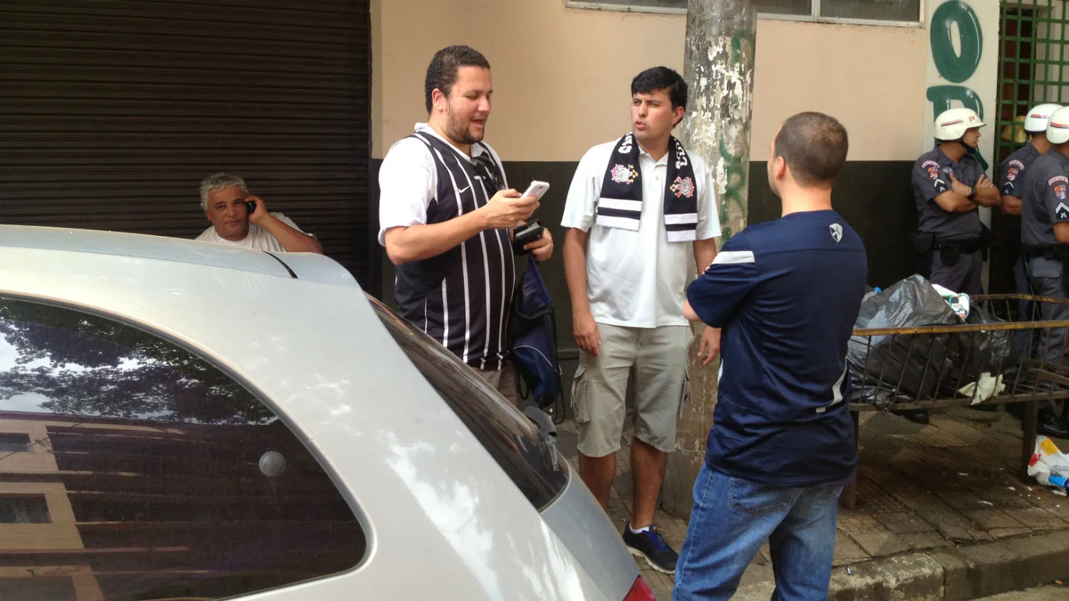 Torcida &uacute;nica n&atilde;o atrapalharia quem quer brigar, mas sim, gente como o Rodrigo e o Eduardo