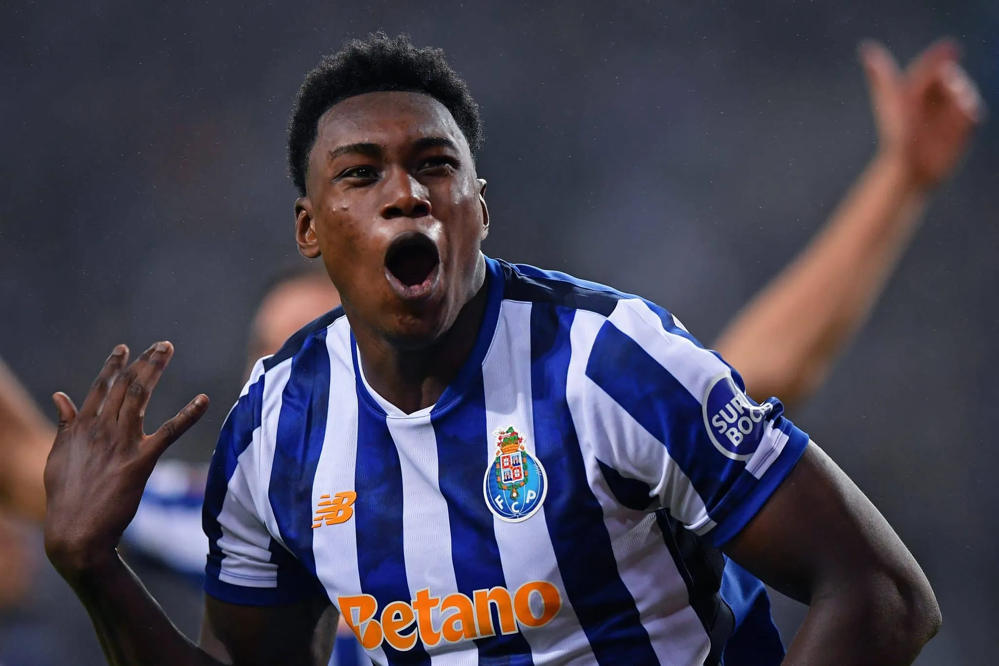 Samu Omorodion, de esnobado por Simeone a cogitado em campe&atilde; da Europa