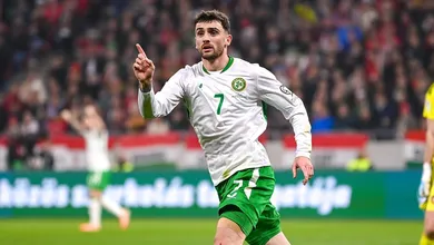 &lsquo;Nunca terei noite melhor na minha vida&rsquo;: Her&oacute;i da Irlanda faz imposs&iacute;vel por vaga na Copa
