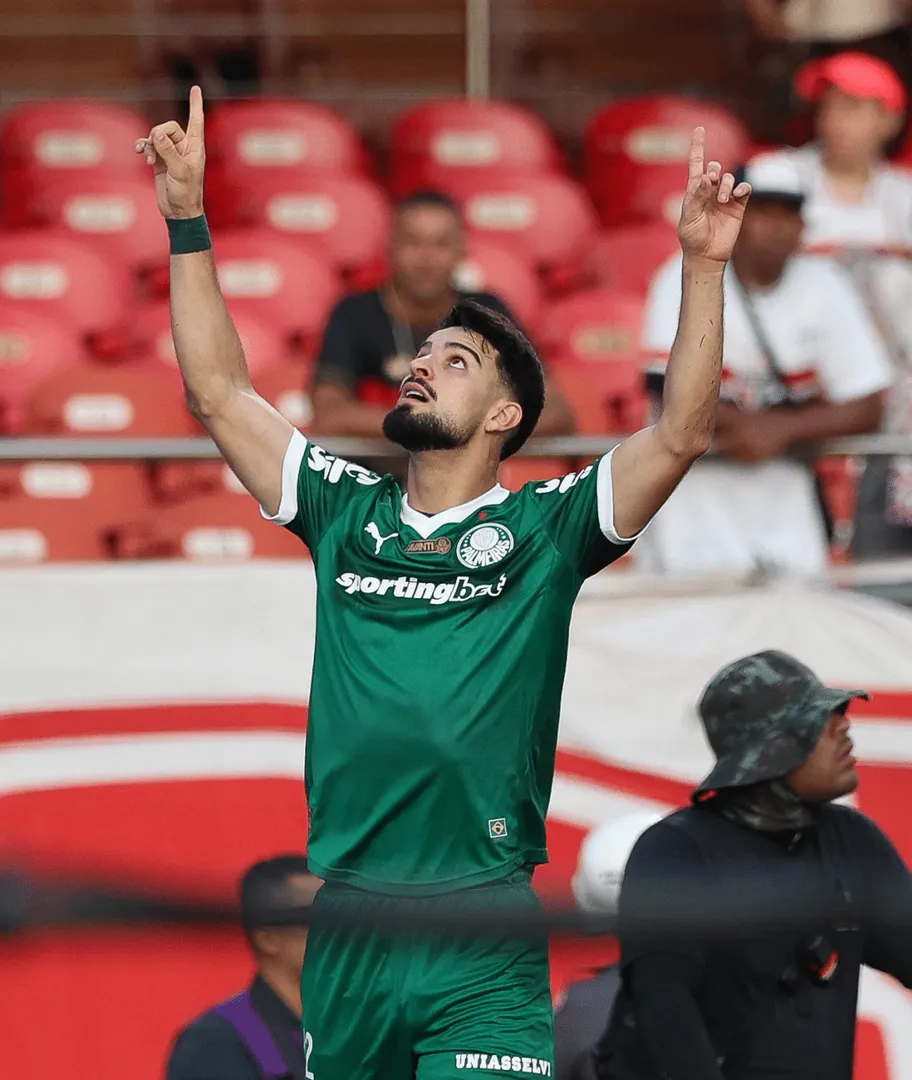 Flaco Lopez comemora gol pelo Palmeiras