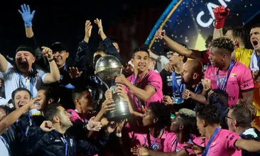 De lavar a alma: O Independiente del Valle dominou a final e conquistou sua in&eacute;dita Copa Sul-Americana
