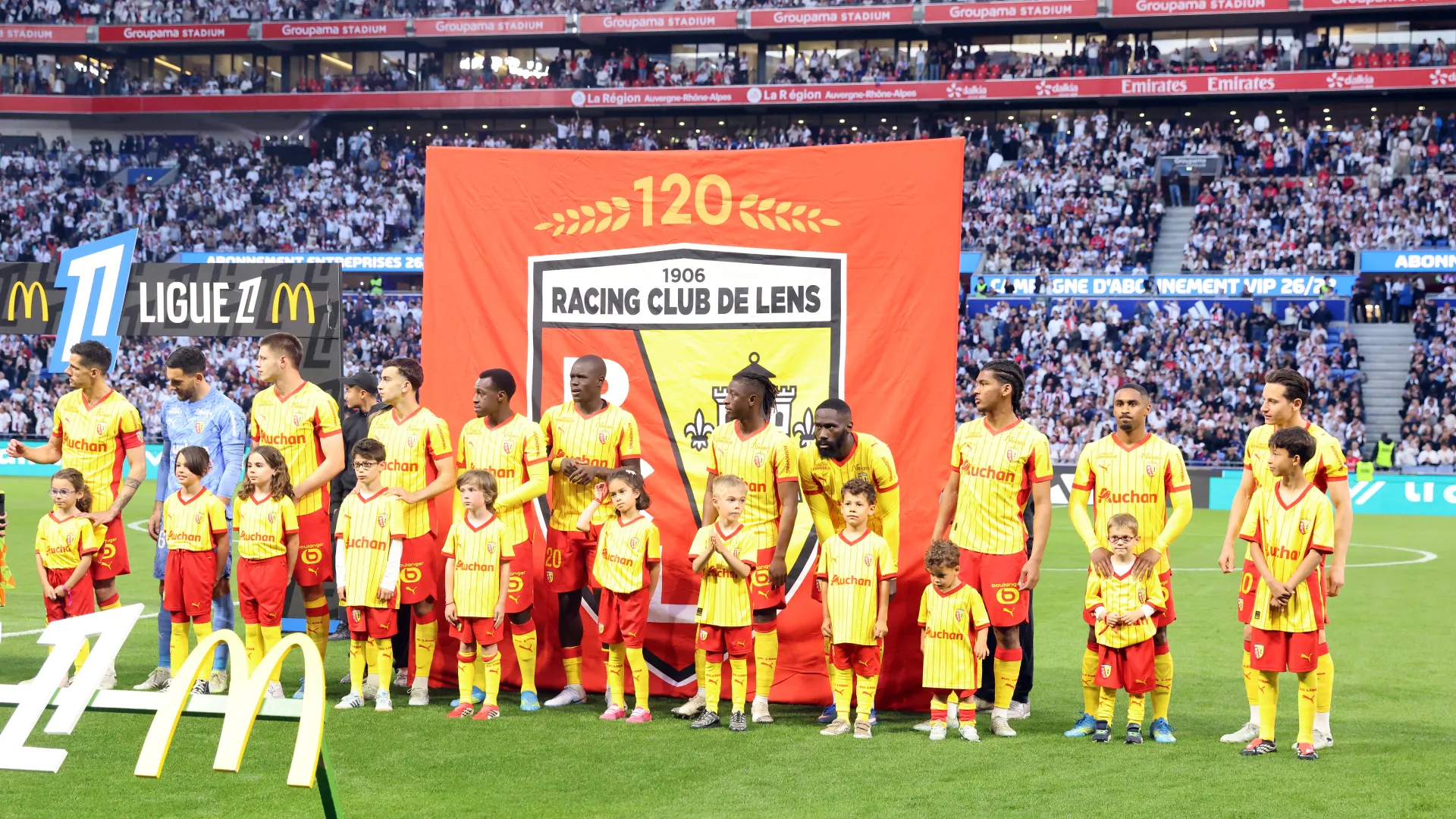 Time do Lens antes de jogo pela Ligue 1