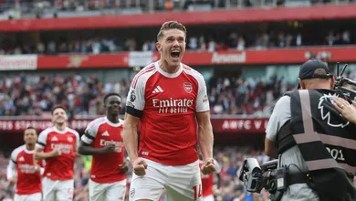 Gy&ouml;keres desencanta no Arsenal, mas &eacute; ofuscado por atua&ccedil;&atilde;o perfeita em goleada dura para Perri