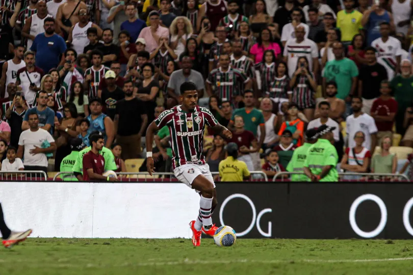 Afastado por indisciplina no Fluminense, John Kennedy foi utilizado contra o Vasco - Foto: MARCELO GON&Ccedil;ALVES / FLUMINENSE FC