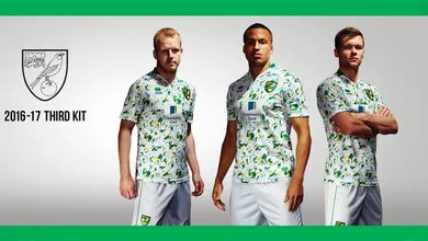 Norwich ativa nostalgia com uniforme inspirado nos anos 90 que lembra um pijama