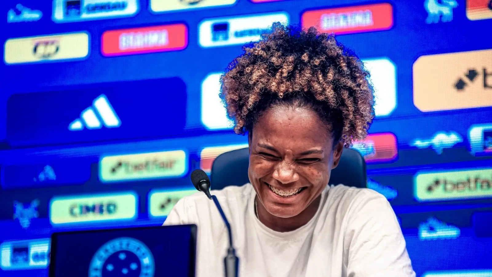 Cruzeiro abre as portas do feminino, um projeto que precisa ser refer&ecirc;ncia no Brasil